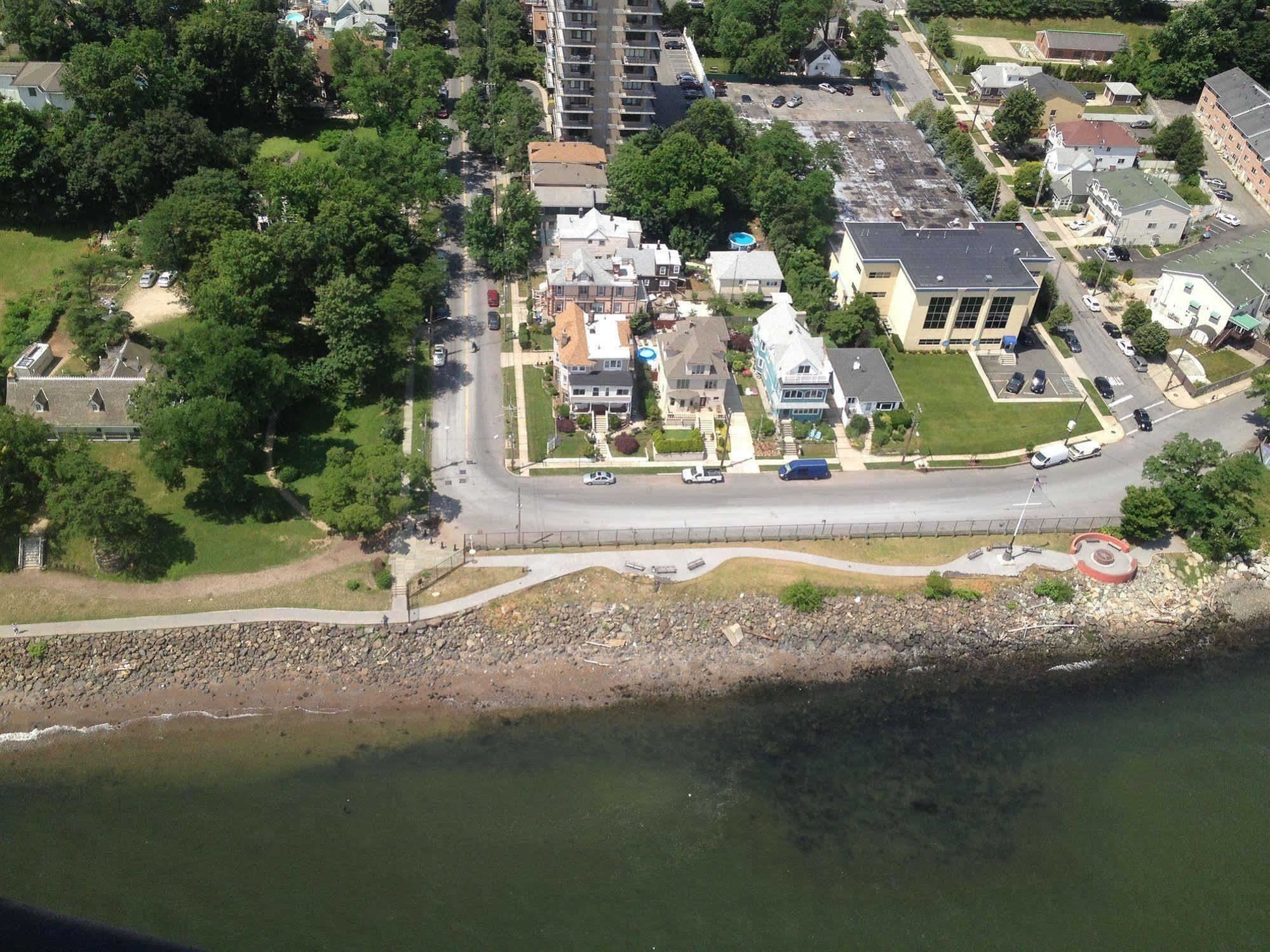 Harbor House Bed And Breakfast New York Exterior photo